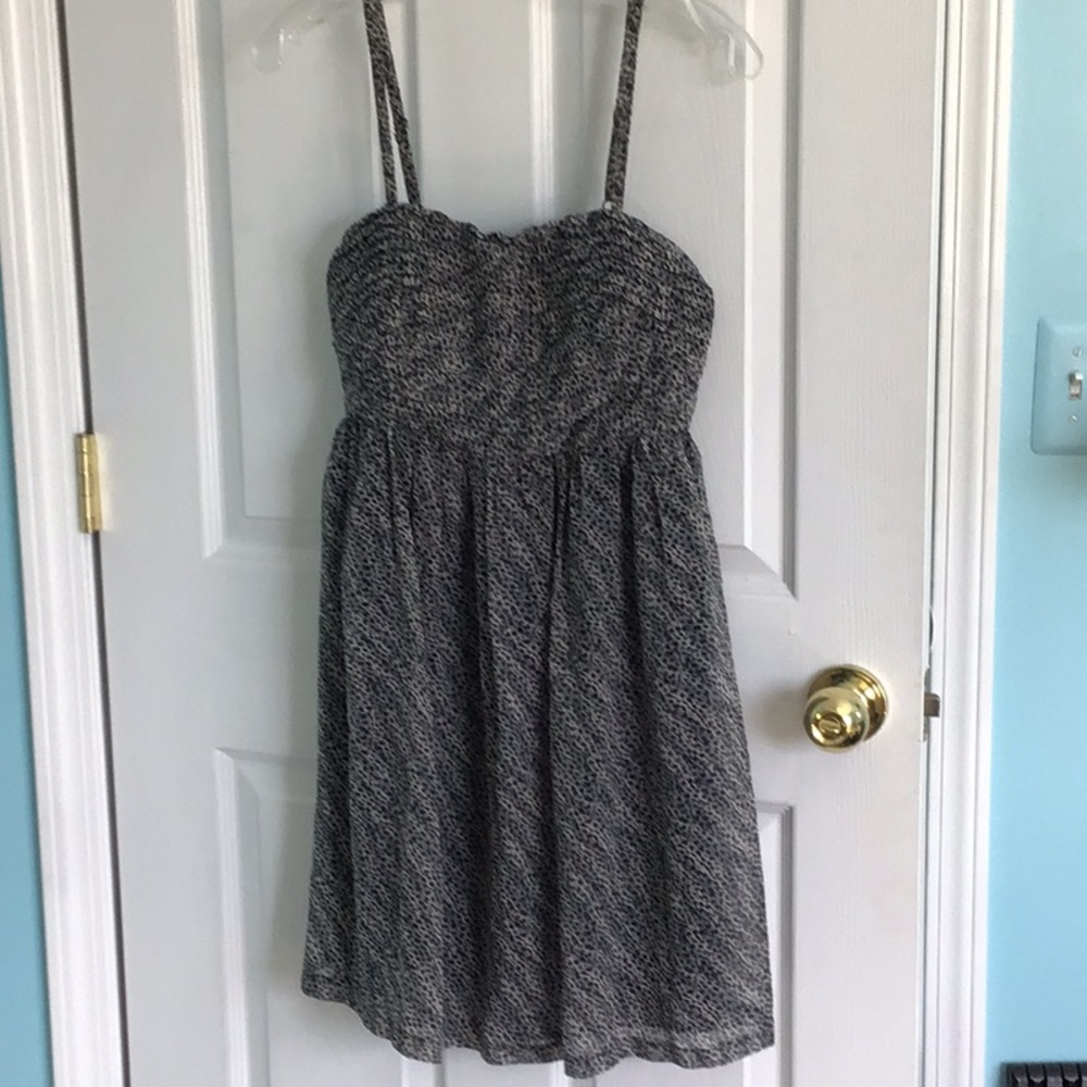 Junior spaghetti strap dress. Never worn. Cheetah looking print. Sz S